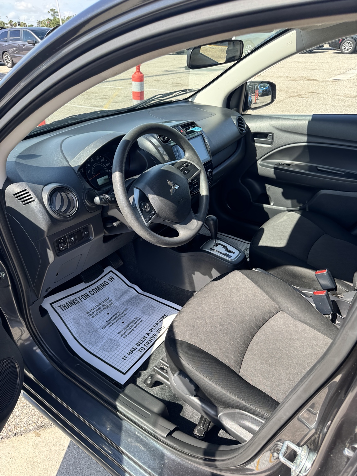 Vehicle front seat and dashboard